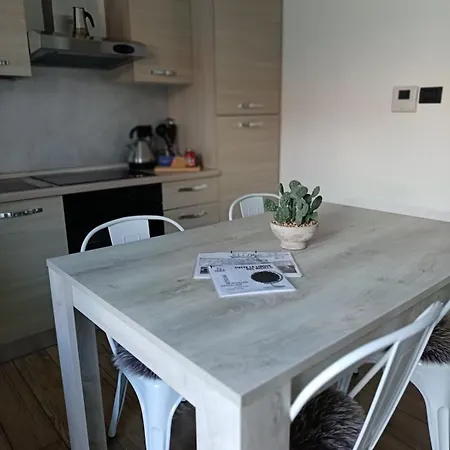 Marco Apartament Colico